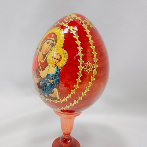 Russian Orthodox Religious Icon Red Gold Tone Decorative Egg Madonna and Child - Picture 4 of 16